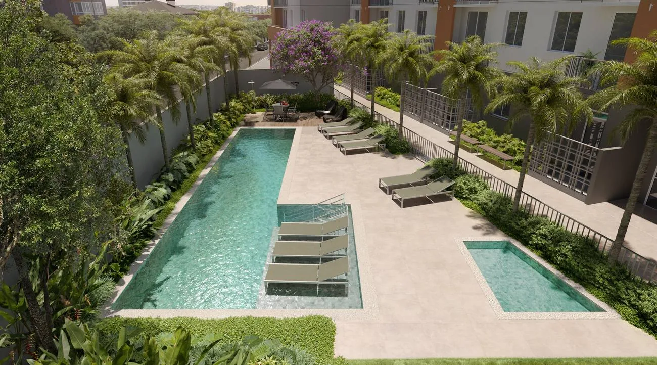 Piscina adulto e infantil com deck molhado